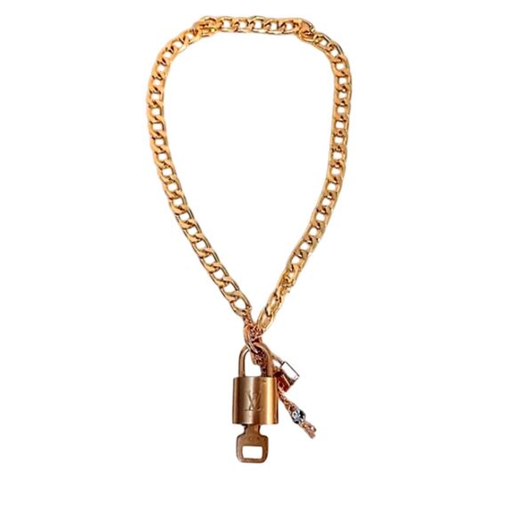 Authentic Louis Vuitton Padlock Lock Key Necklace #318 Necklace Charms Preppy - Picture 8 of 13